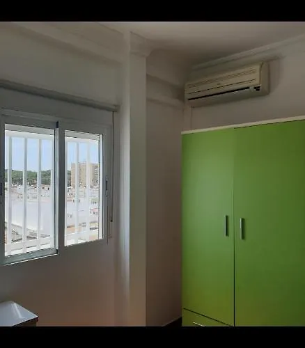 Piso En Pleno Centro, Cerca De Sevilla